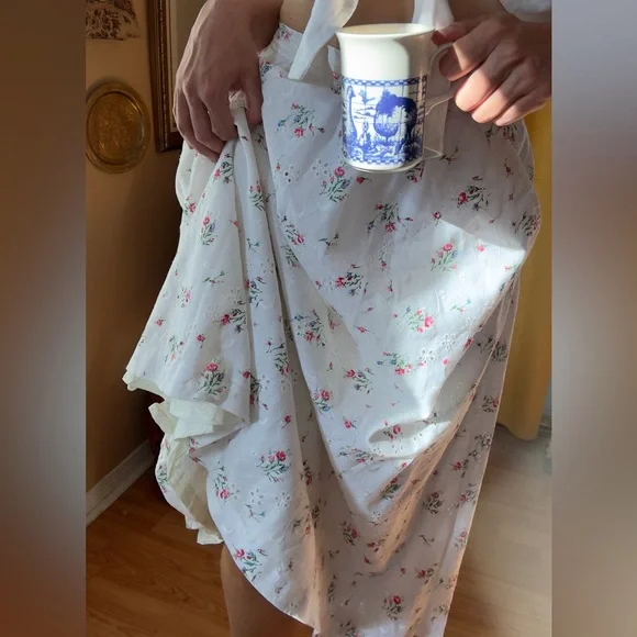 Vintage White Hand Sewn Floral Eyelet Midi with Pockets XS - Picture 4 of 14